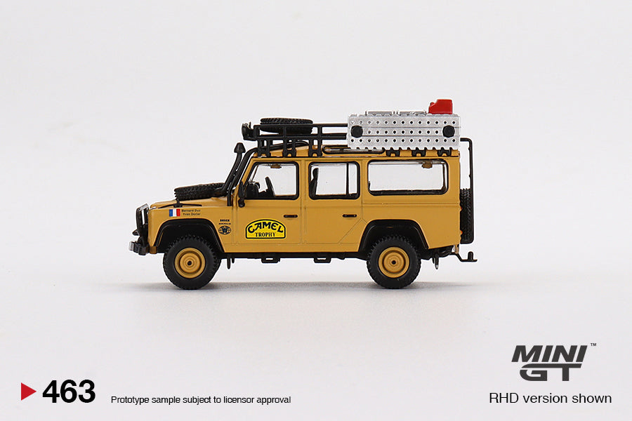 Mini GT 1:64 Land Rover Defender 110 1989 Camel Trophy Amazon Team France #463 Limited Edition MGT00463