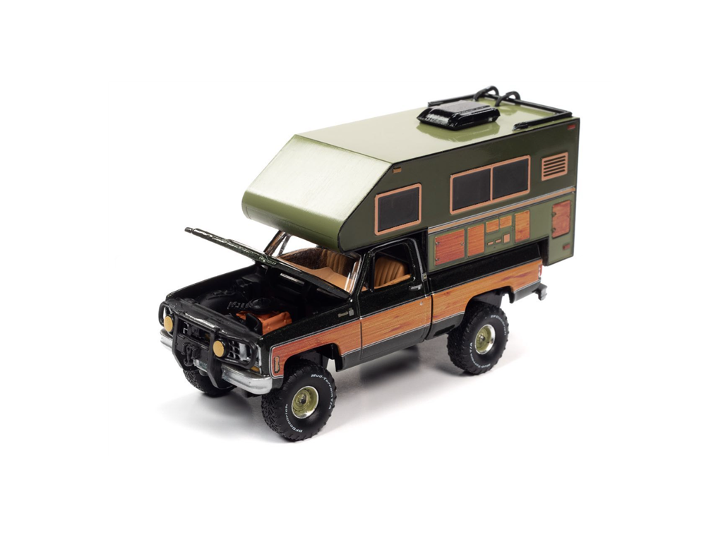 Auto World 1:64 1980 Chevrolet K10 Silverado With Camper Limited Edition -Auto World Store Exclusives   SCM128-24