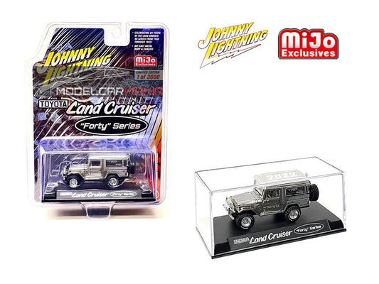 1:64 Johnny Lightning 1980 Toyota Land Cruiser “Forty ” Series CHROME With Showcase Limited Edition JLCP7367