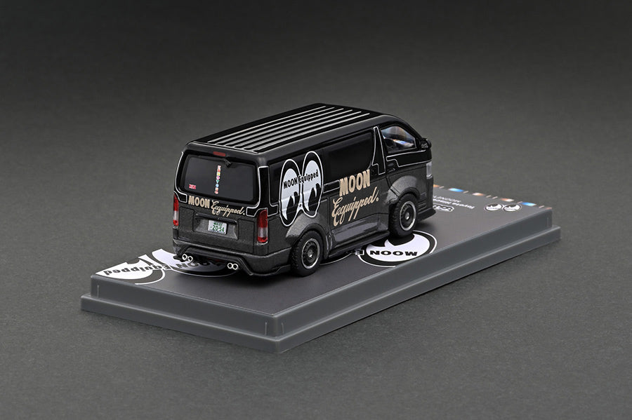 Tarmac Works 1/64 Toyota Hiace Widebody - Mooneyes Black - COLLAB64  T64-038-ME2