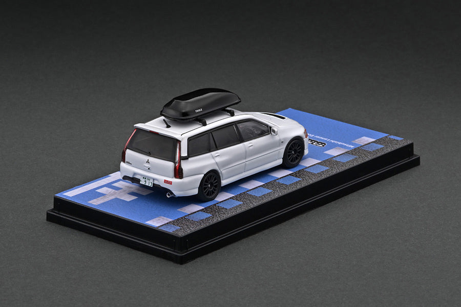 Tarmac Works 1/64 Mitsubishi Lancer Evolution Wagon With Roof Top Sky Box White Limited Edition T64R-042-WH